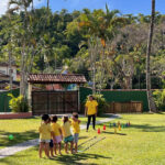 Educação infantil ao ar livre: Benefícios da natureza no Espaço Sementes